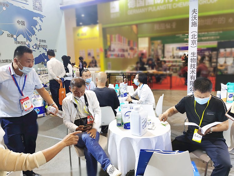 越是艱險越向前，越是困境越突破，夫沃施廣西會滿譽而歸！