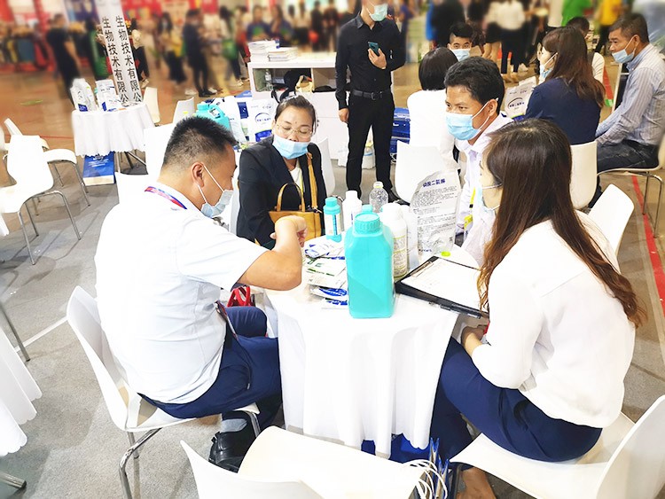 越是艱險越向前，越是困境越突破，夫沃施廣西會滿譽而歸！