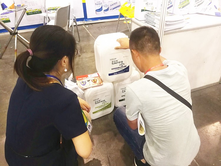 四川成都中國西部創(chuàng)新農(nóng)業(yè)博覽會&mdash;夫沃施用實力征服市場！